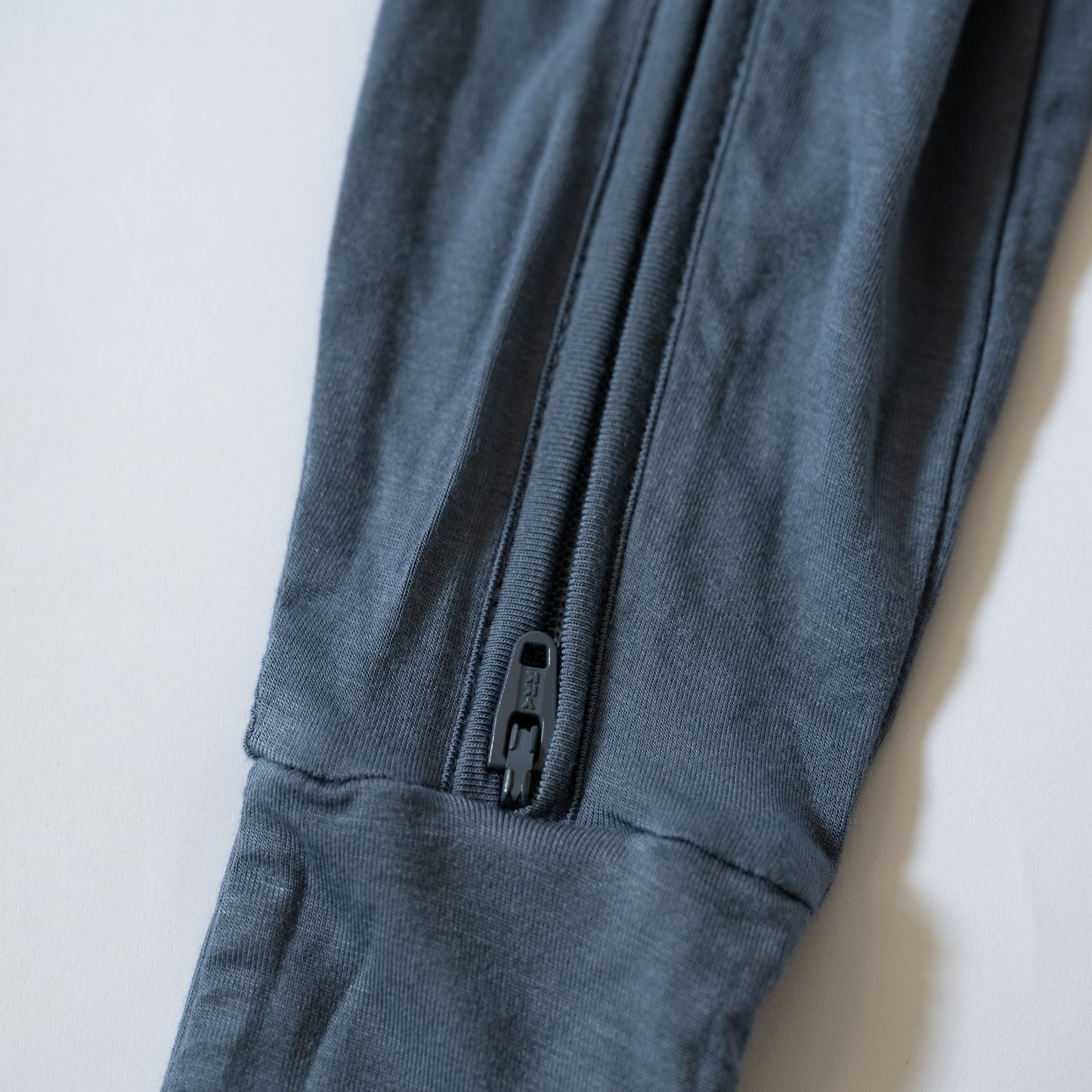 Bamboo Convertible Sleeper | Slate